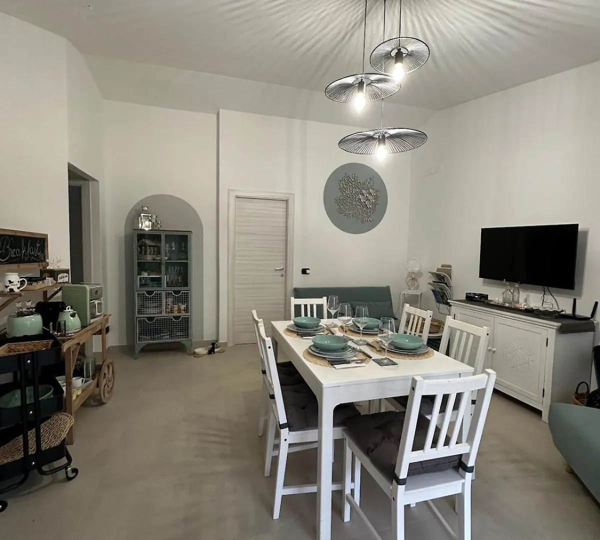 Cute Villa With Pool In Palau