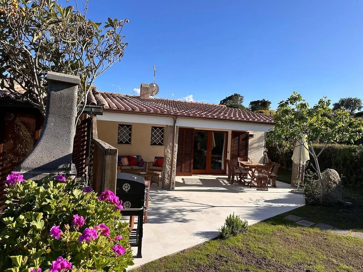 Cute Villa With Pool In Palau 0*,  Italy