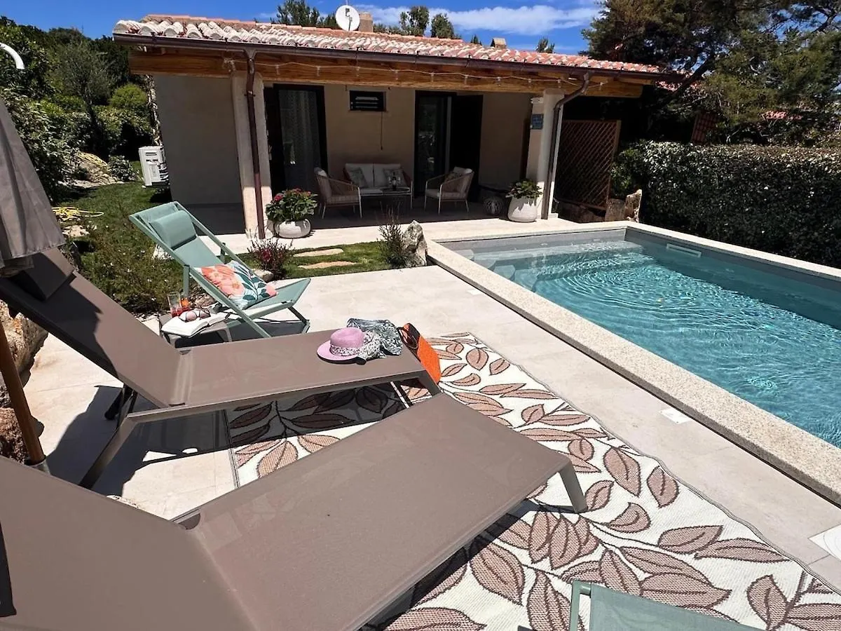 Cute Villa With Pool In Palau 0*,
