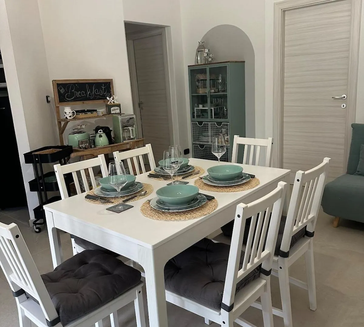 Cute Villa With Pool In Palau